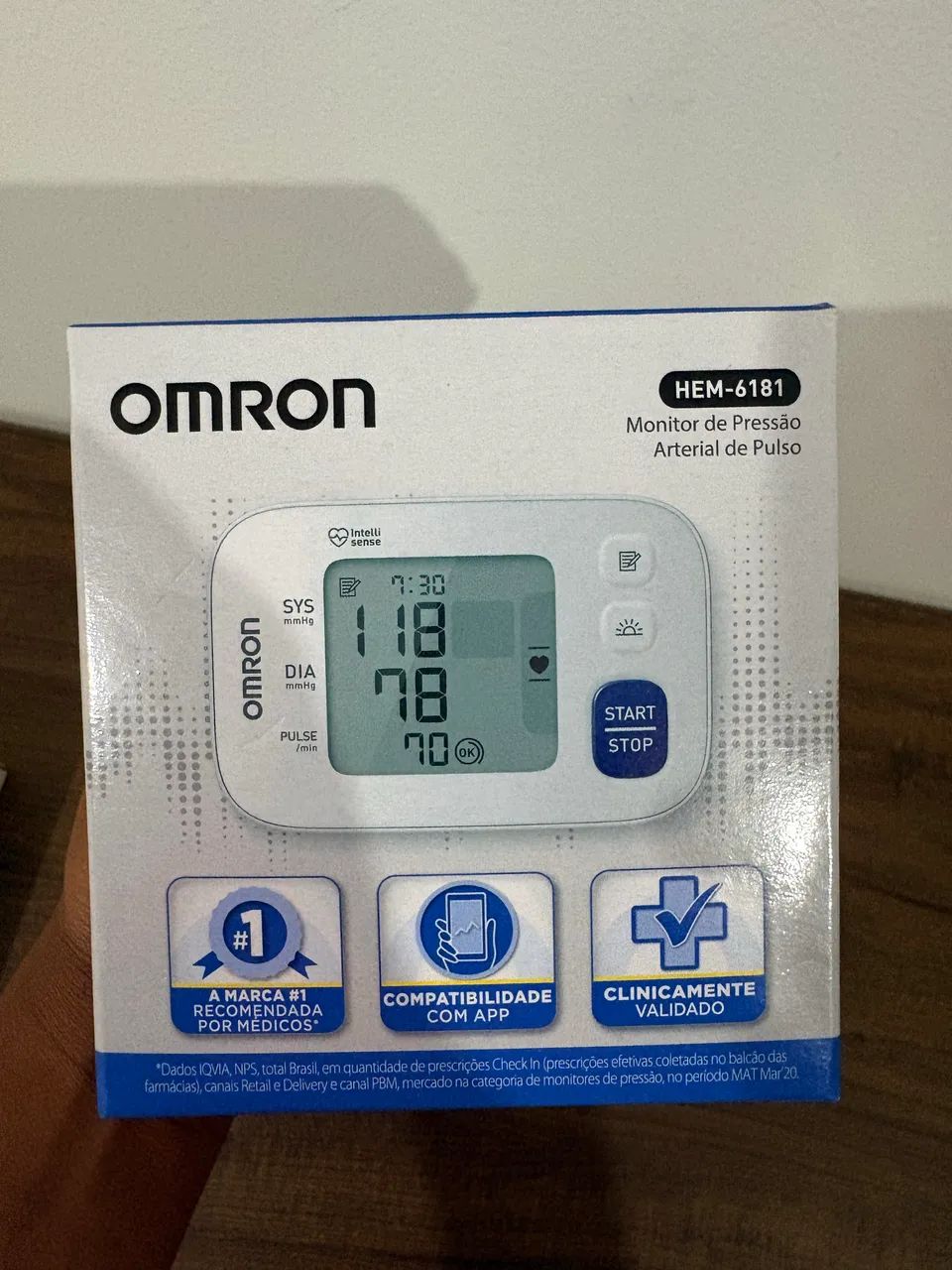  Monitor de Pressão Arterial de Pulso OMRON (HEM-6181) - Foto 3