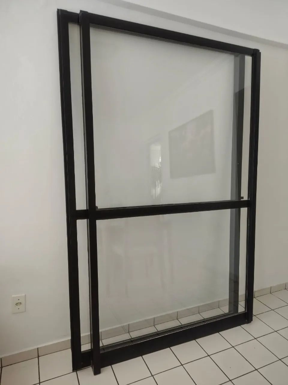 Porta de Correr Alumínio Preto 2 Folhas com Vidro - 2,54m x 2,14m