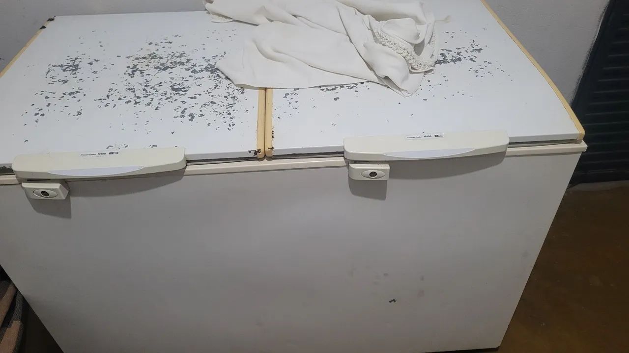 Vende se un freezer 