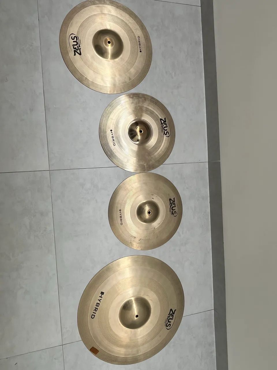 Kit de pratos Zeus liga B20 Hybrid Set C 14,16, 20 + Bag