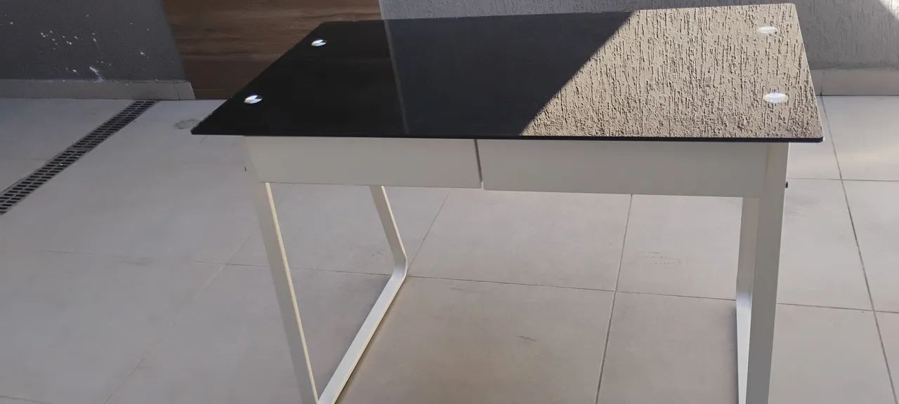 Mesa de escritório/ estudos - Foto 3