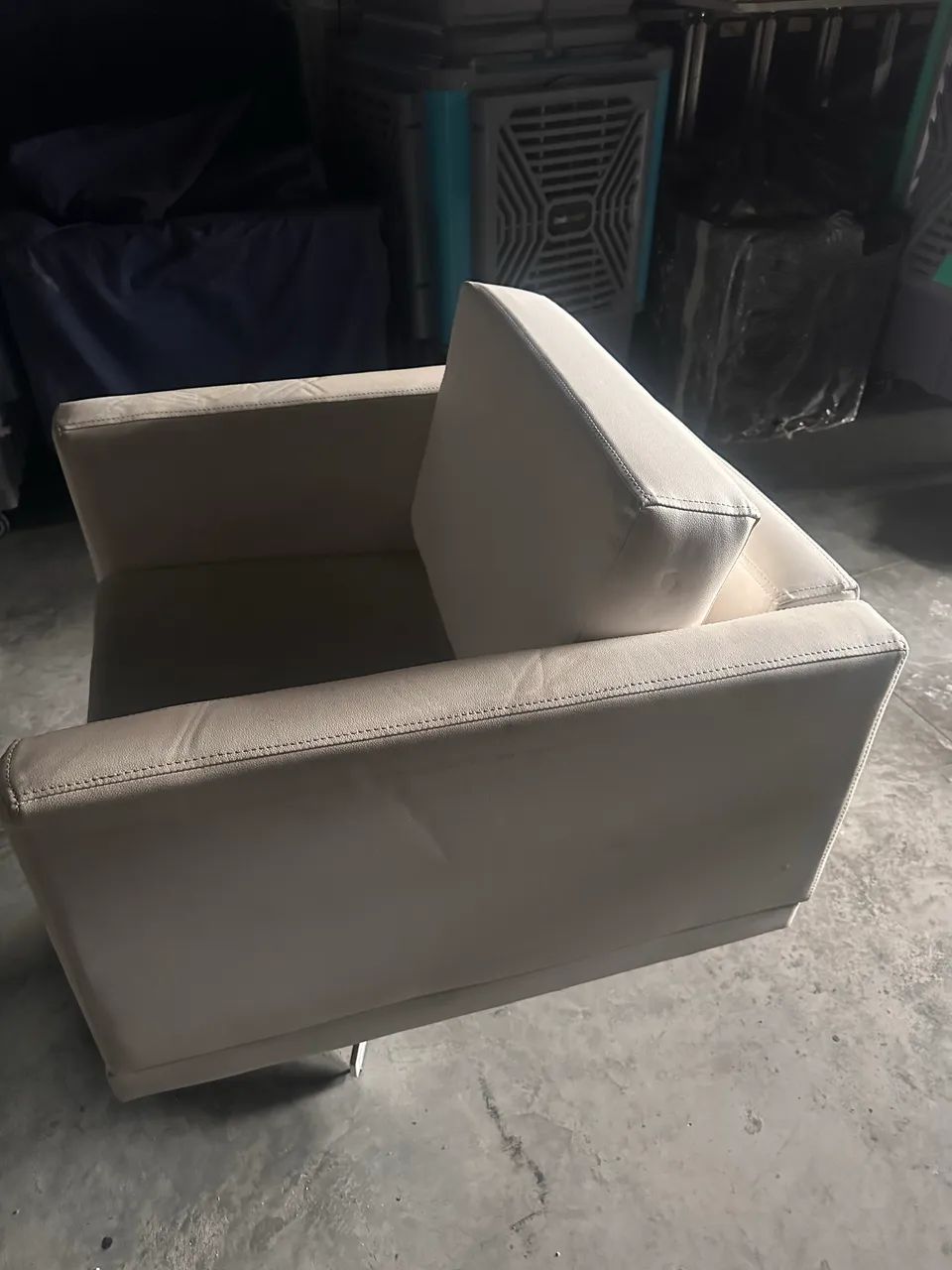 Poltronas - Brancas  - Foto 3