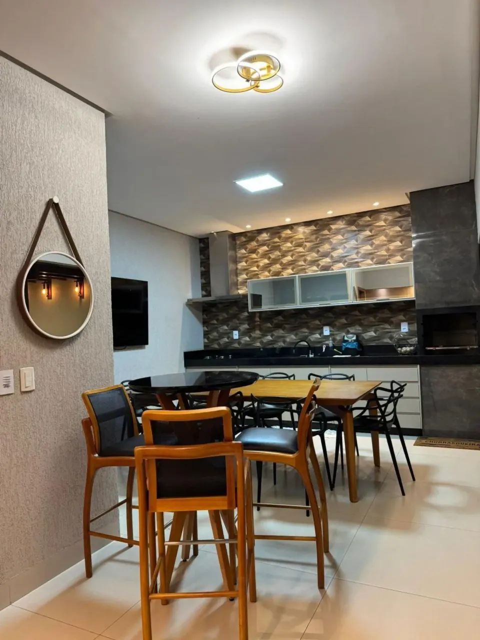 Casa 3 Suítes 186 Mobiliada e Decorada - Foto 2