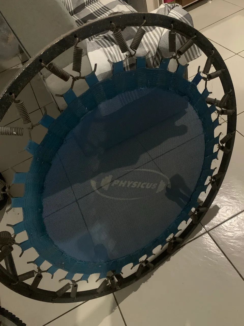 Mini trampolim jump 