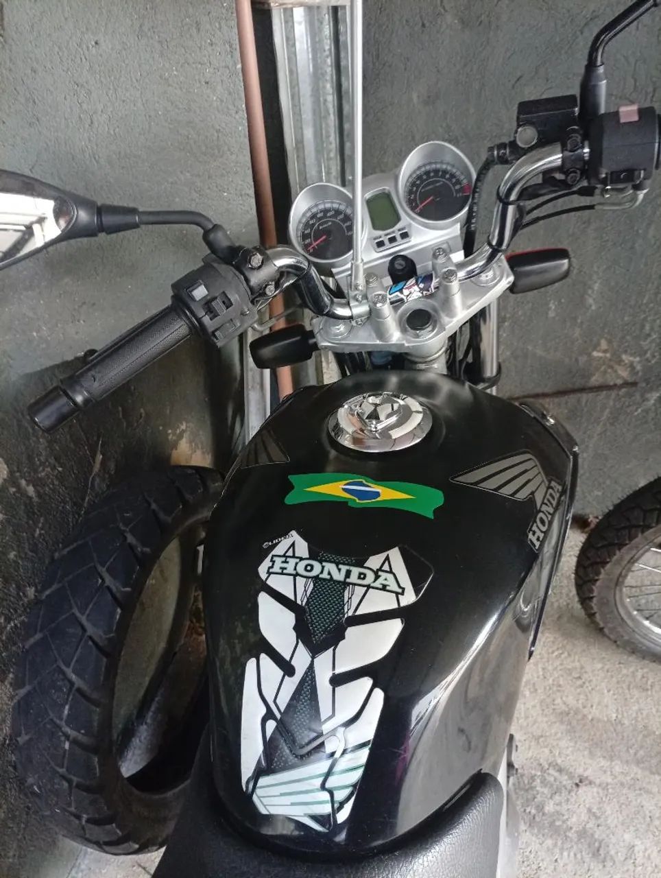 Muito conservada com itens novos. - Foto 3