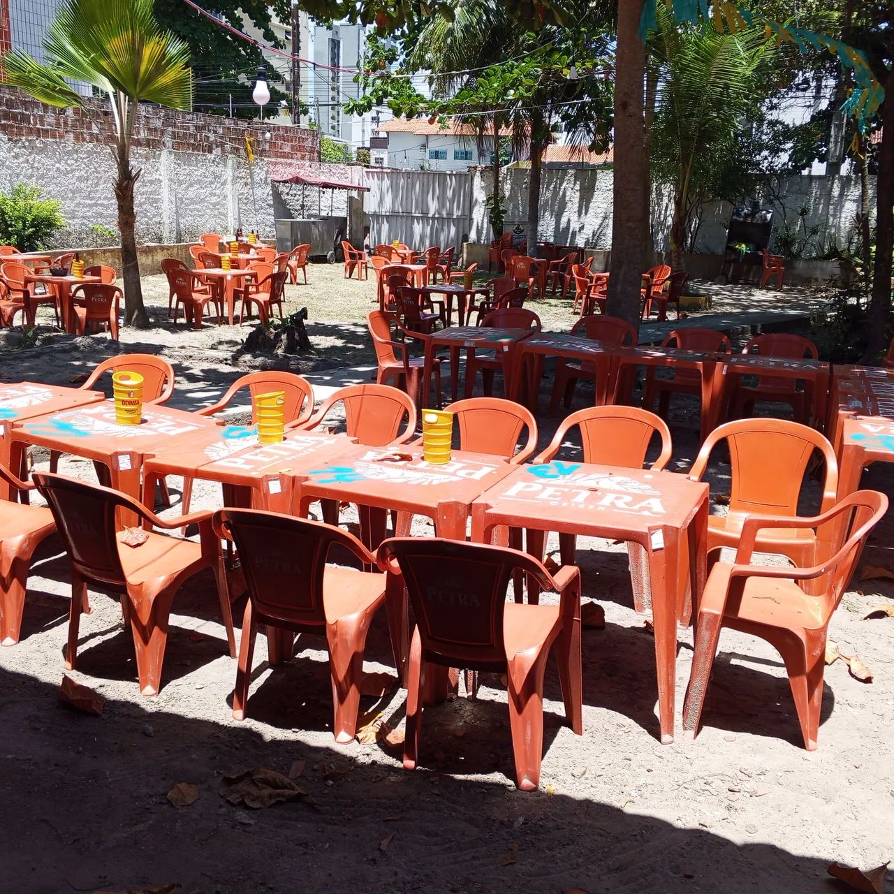 Mesas com cadeiras