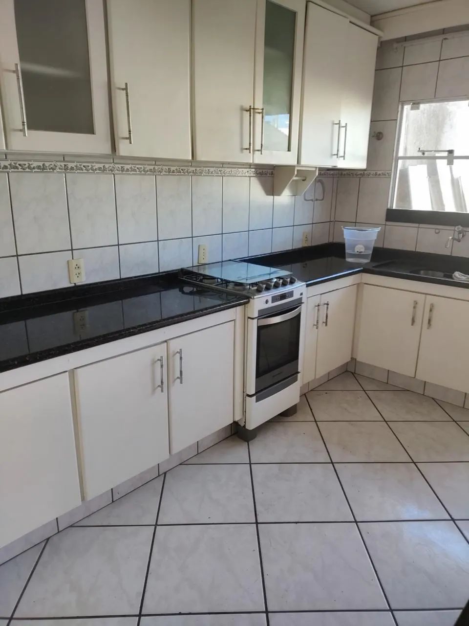 APARTAMENTO MOBILIADO | ÁGUA + ENERGIA INCLUSAS! - Foto 2