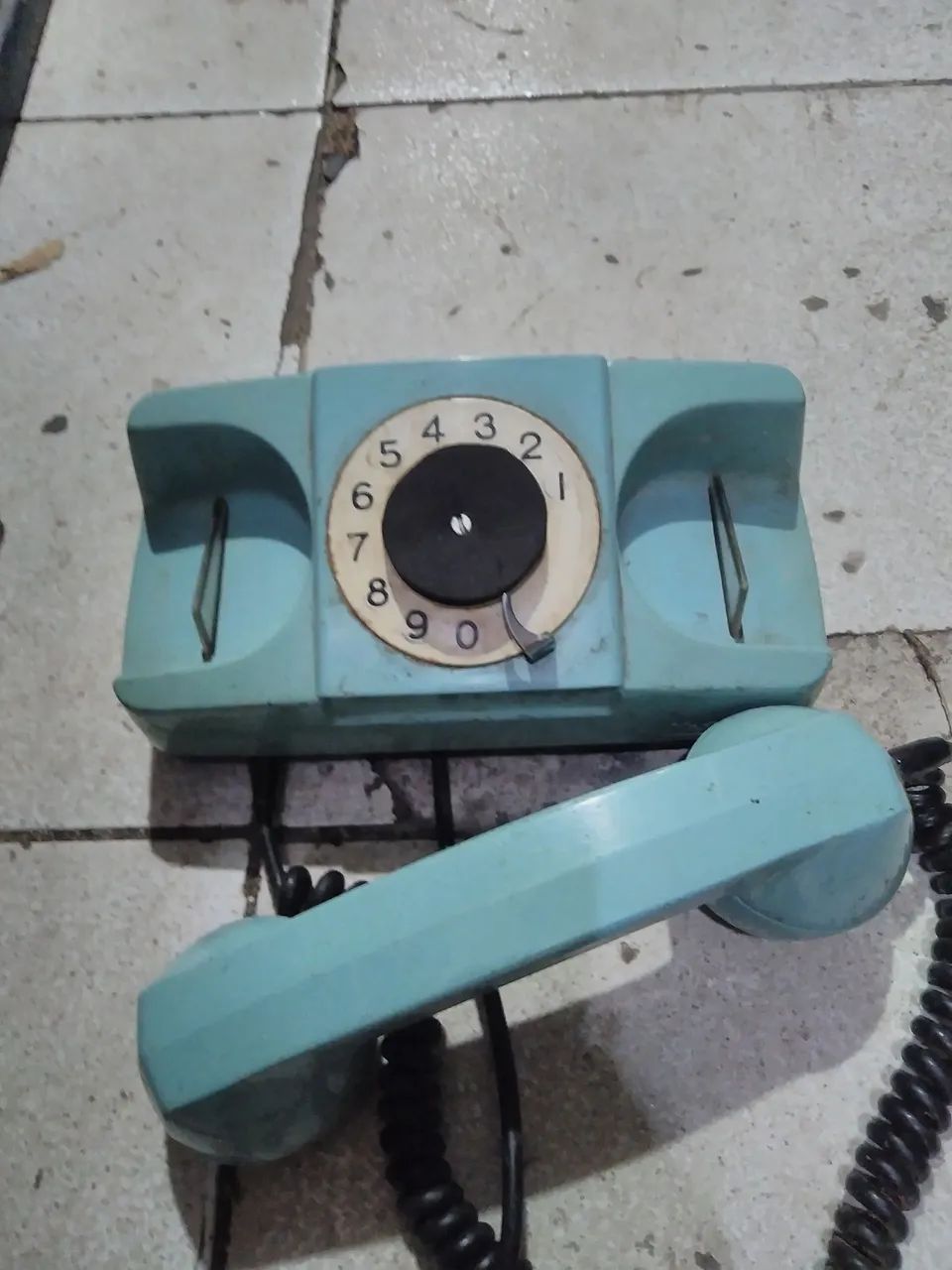 COLEÇÃO RARIDADES TELEFONE DE DISCO ANALÓGICO TELEBRÁS ANTIGO COR AZUL década de 70 - Foto 3