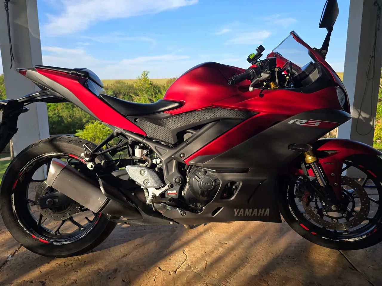 Yamaha R3 - Foto 4