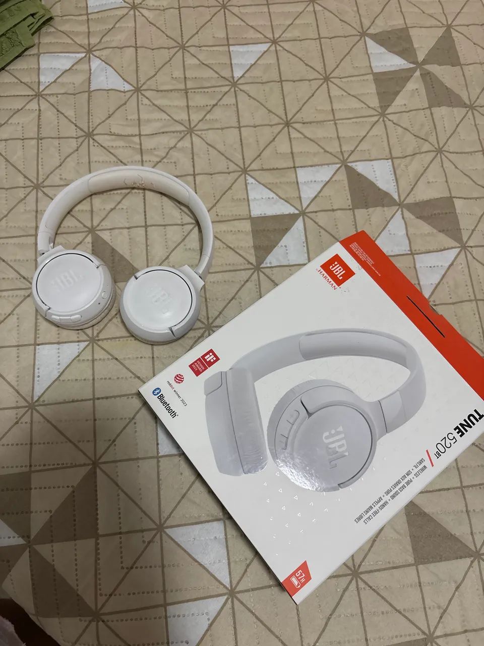 Fone JBL tune 520 BT