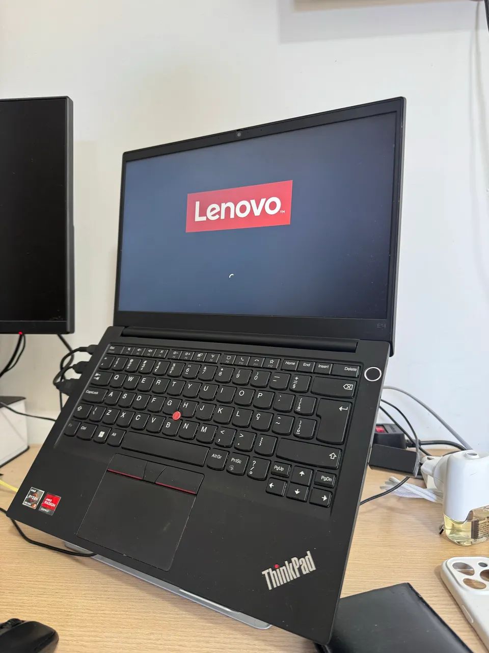 Thinkpad E14  - Foto 4