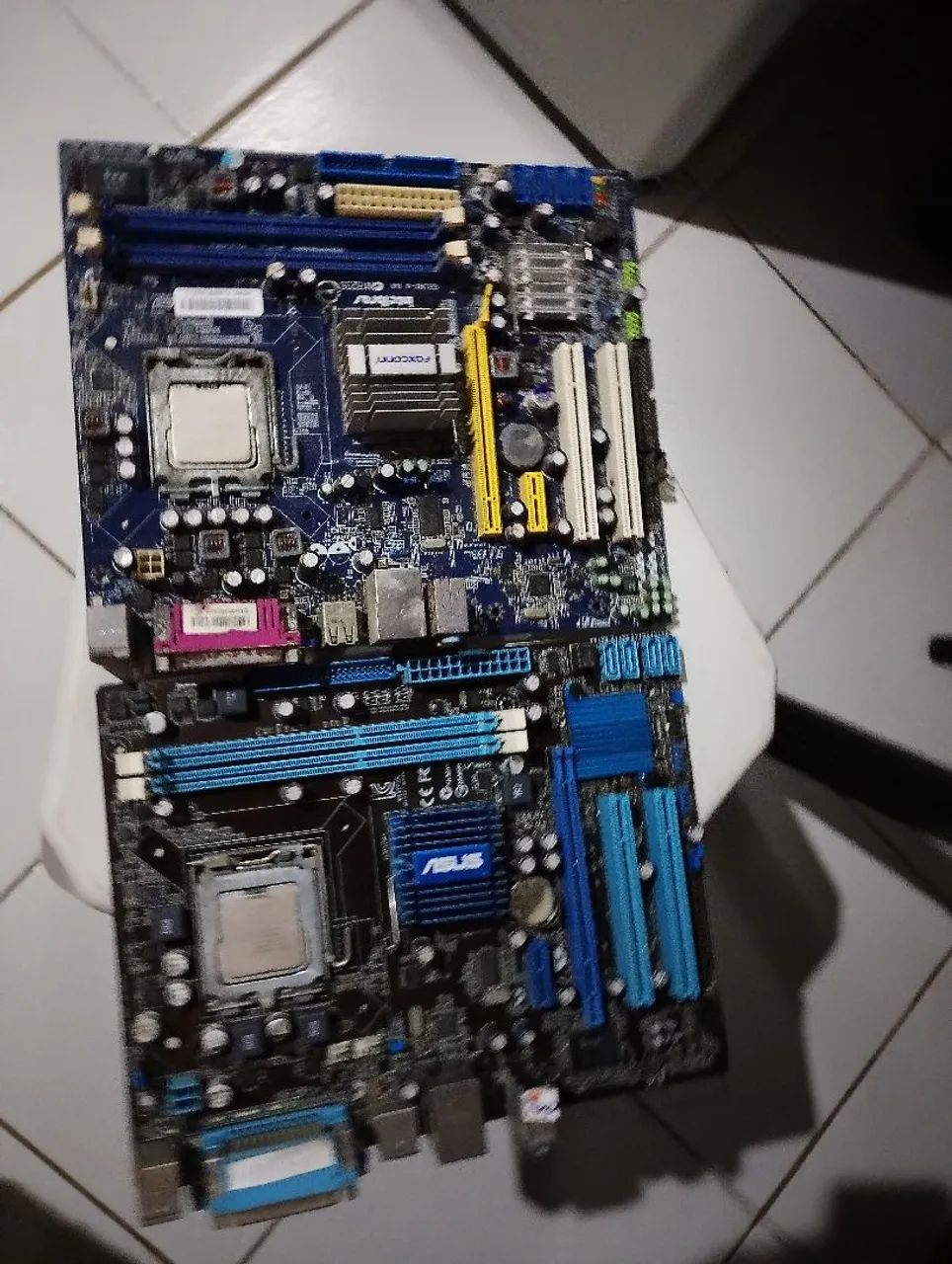 Duas placas mãe com processador  - Foto 2