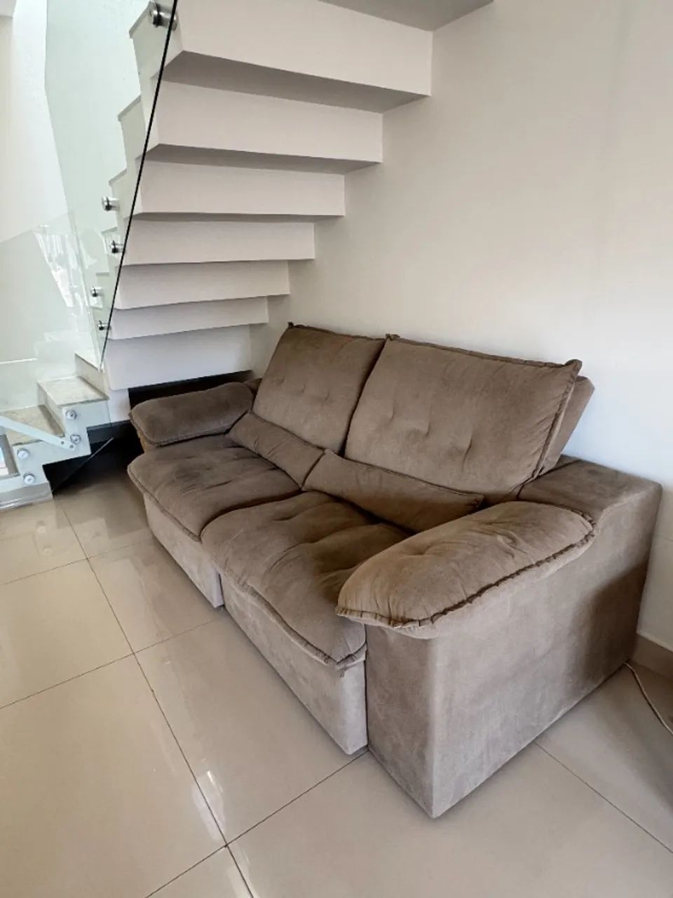 Sofá Retrátil e Reclinável 3 Lugares Suede Bege - Foto 3
