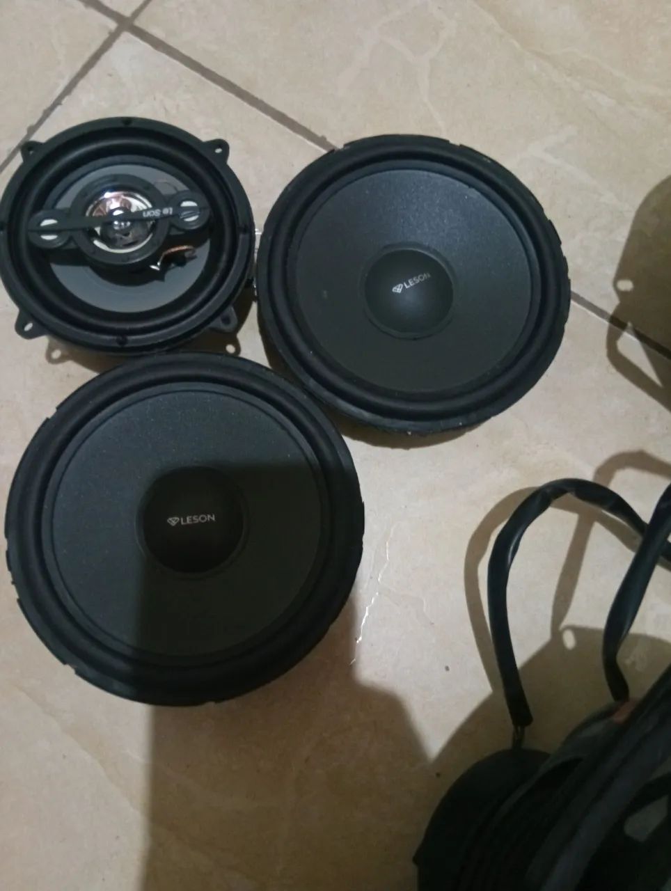 Auto falantes 6" e 4"  120, 70  watts  - Foto 4