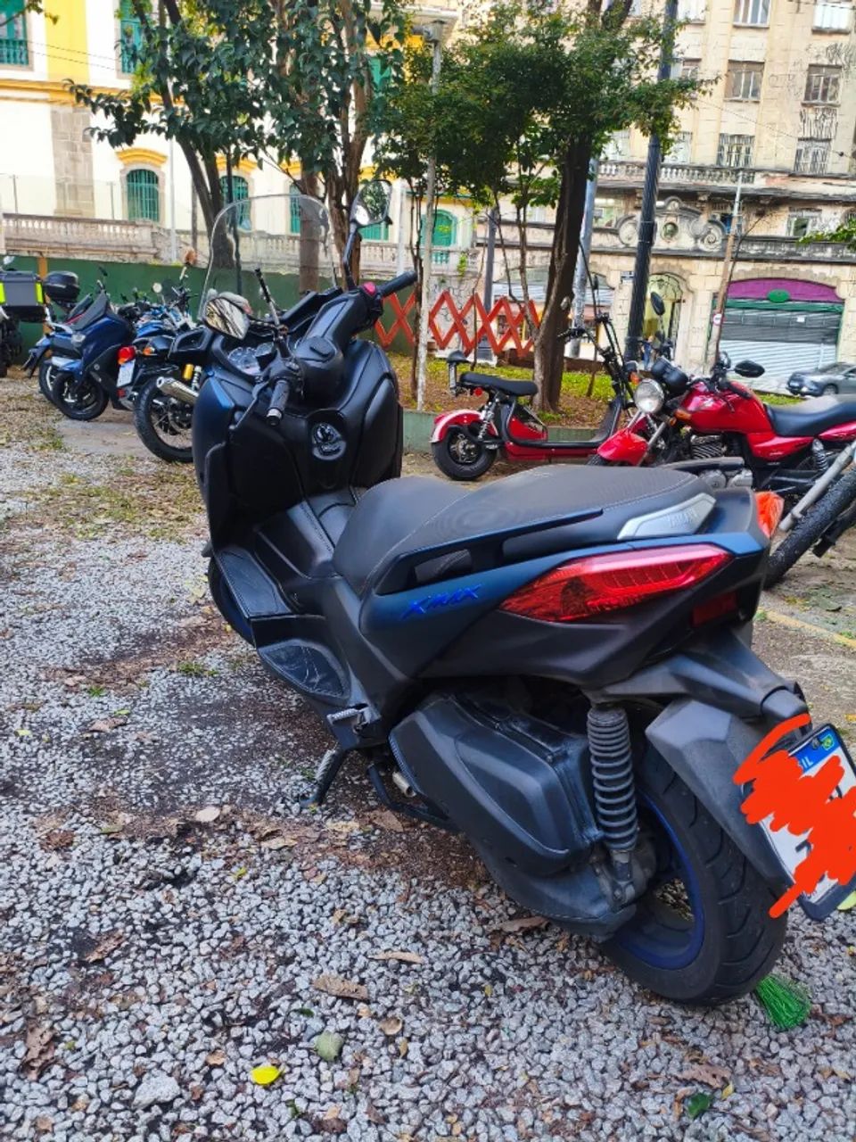 XMAX 2024 ABS $26.000 - Foto 2