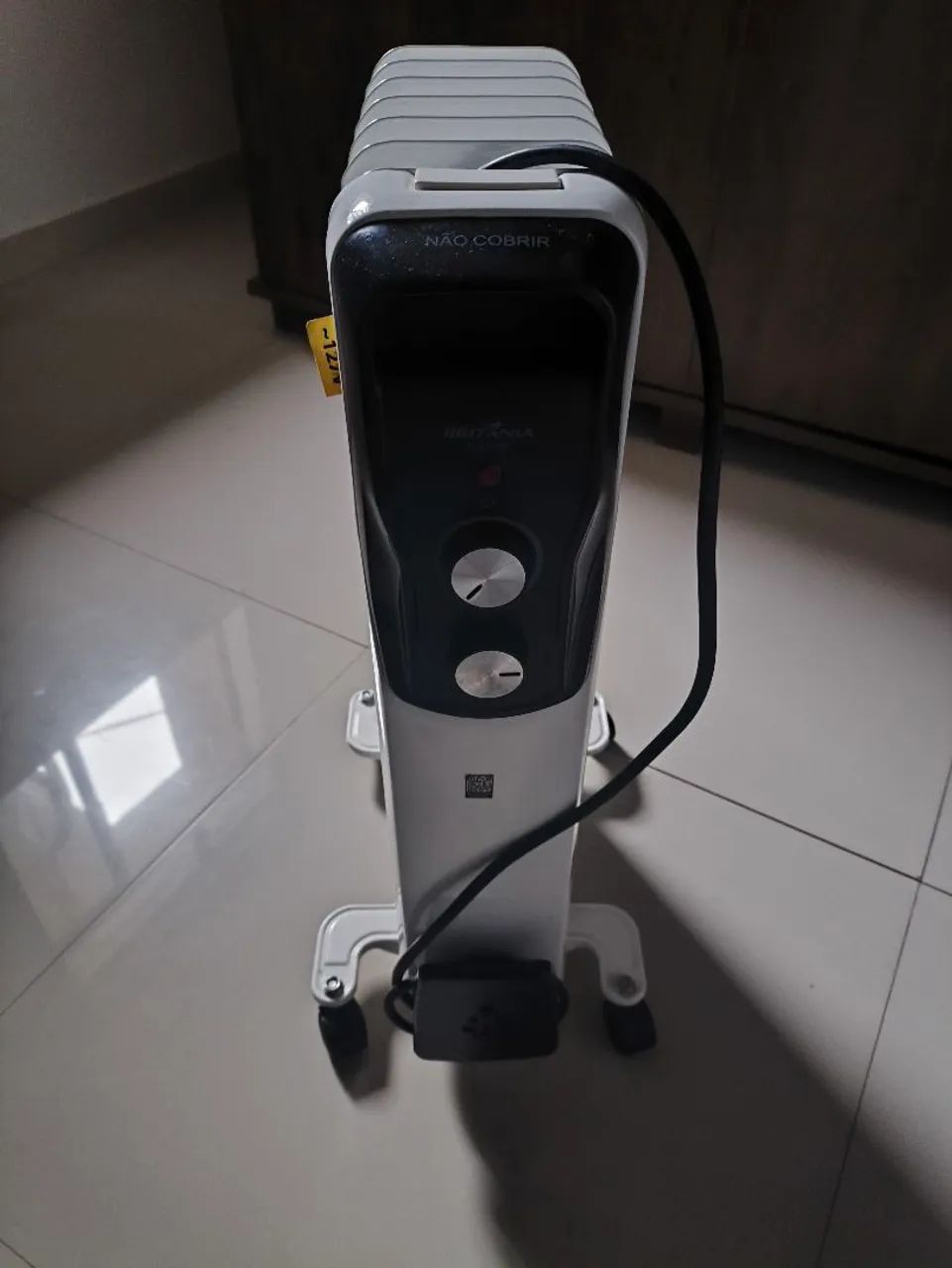 Aquecedor elétrico Britânia 