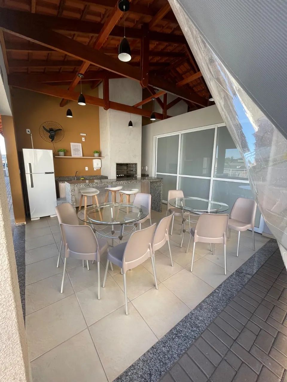 Apartamento para alugar em Maringá, Parque das Laranjeiras, com 2 quartos, com 45.33 m² - Foto 3