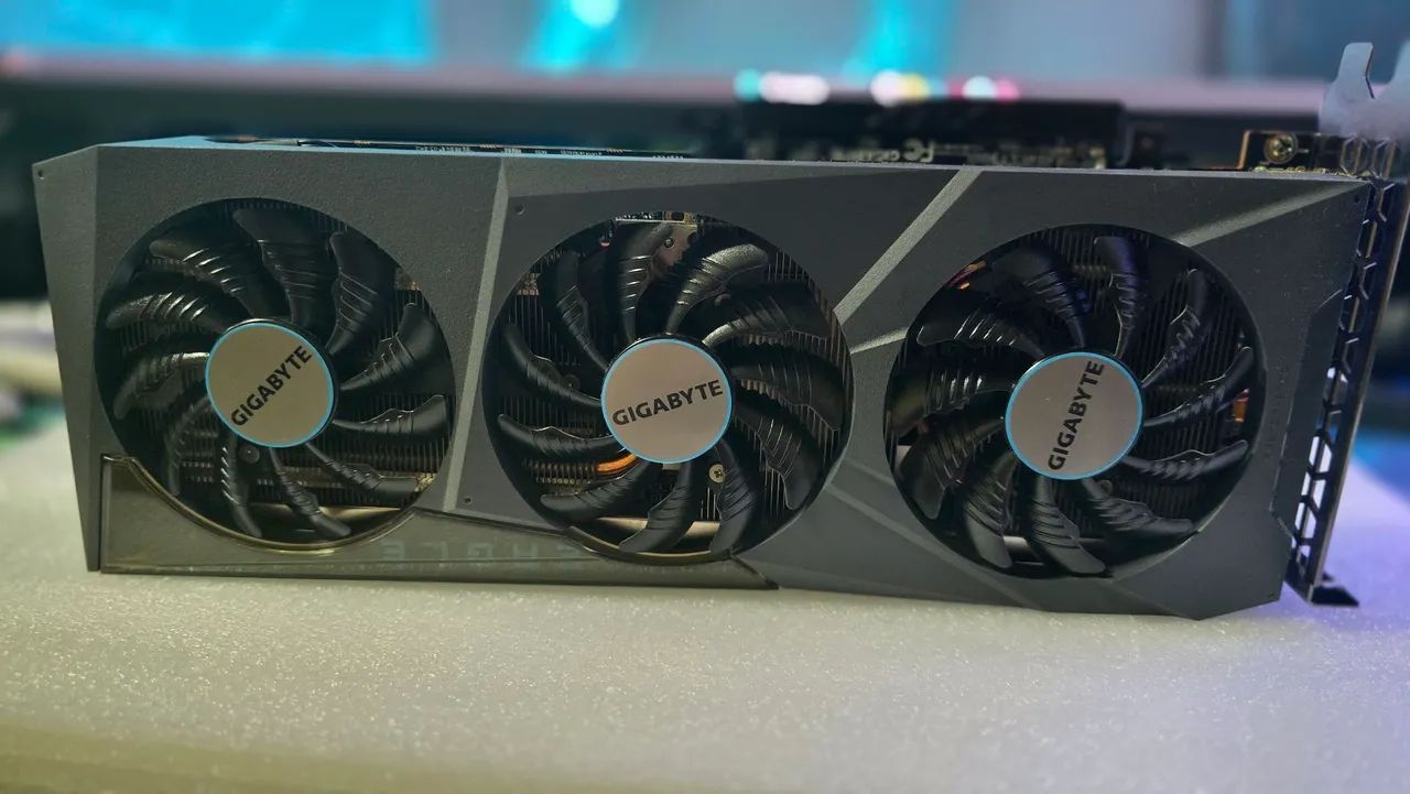 RX 6700 XT, Placa de vídeo AMD - Foto 2