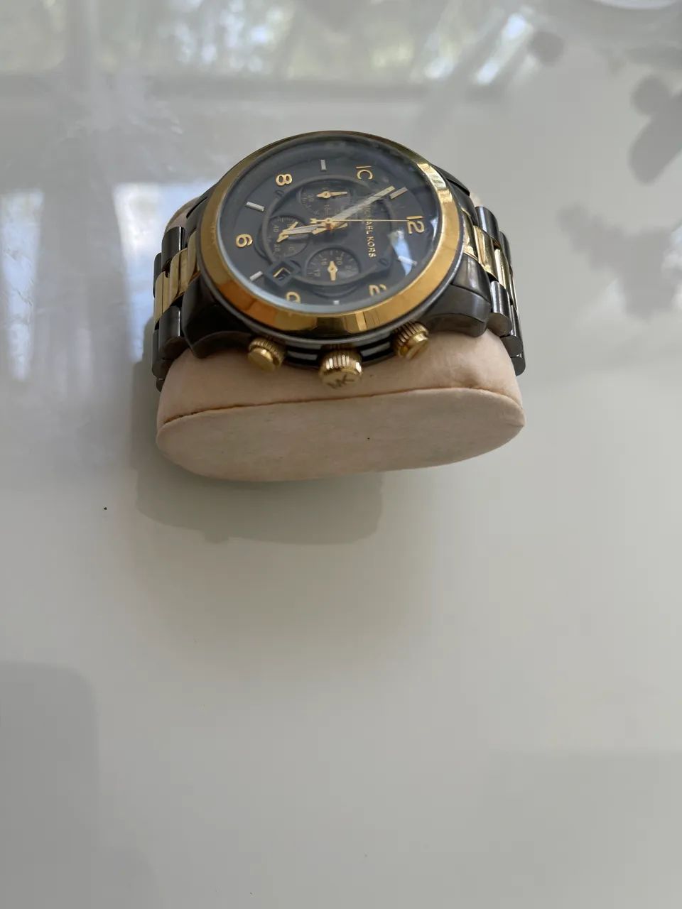 Relógio Michael Kors Original preto e dourado - Foto 3