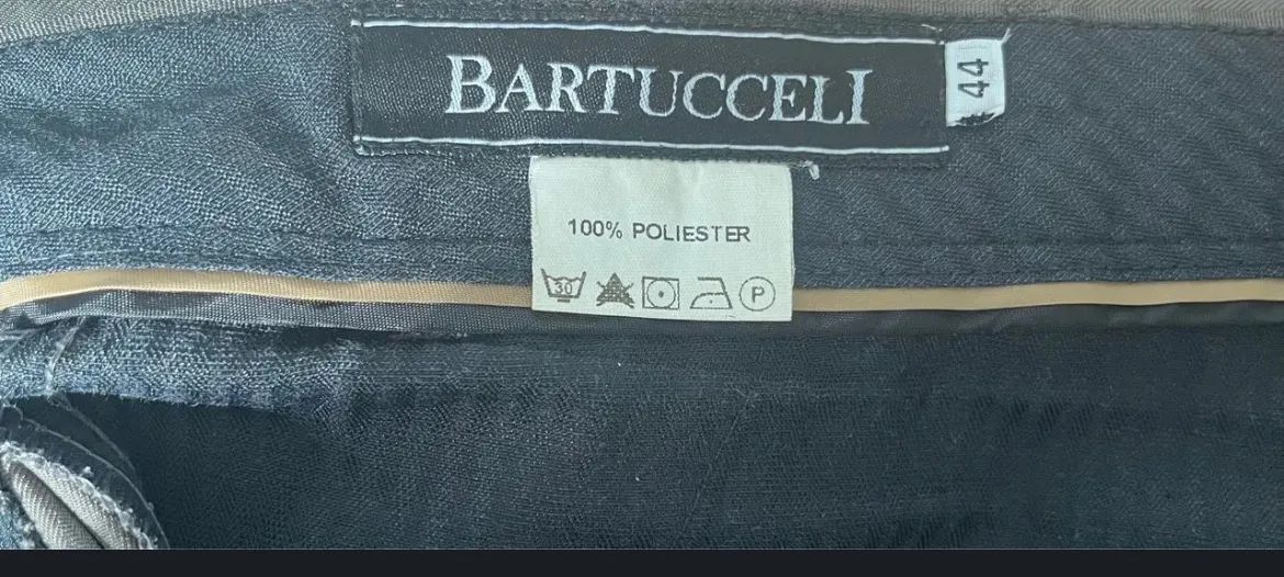 Calça masculina,microfibra, TAM. 44, marca Bartucceli.                              - Foto 3