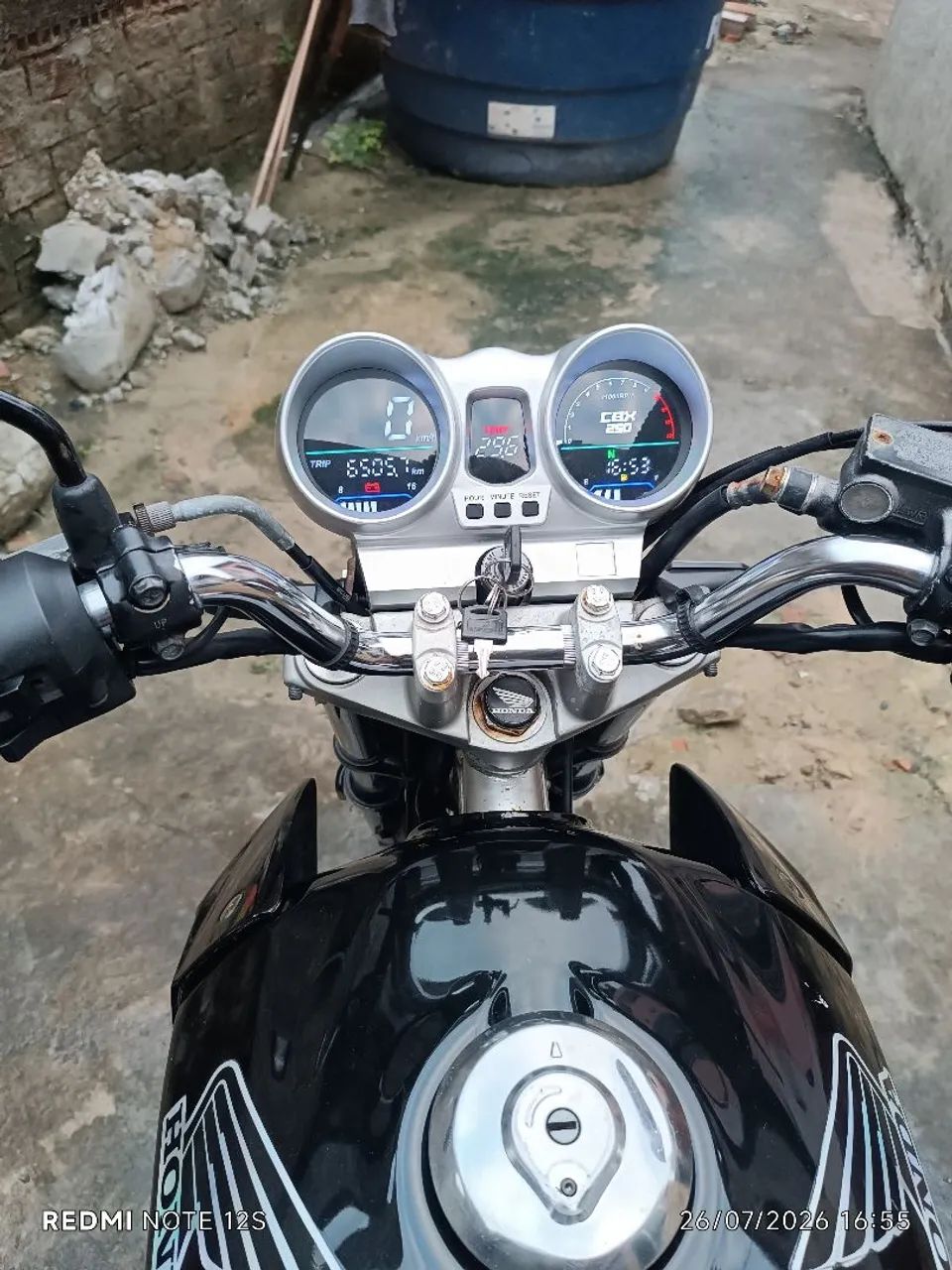Vendo CBX TWISTER 250 