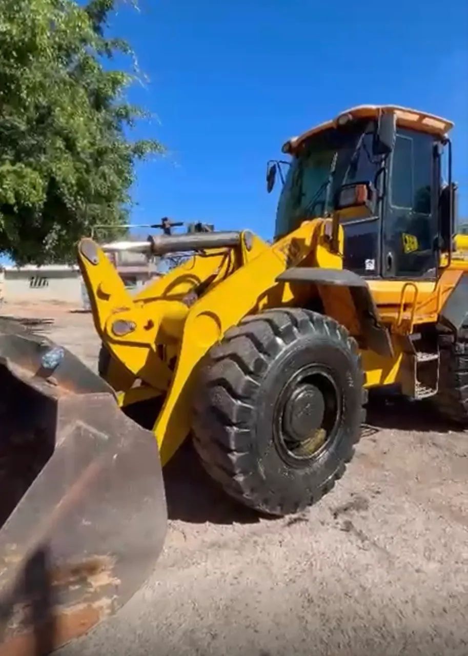 Vendo Pá carregadeira JCB 426 - Foto 2
