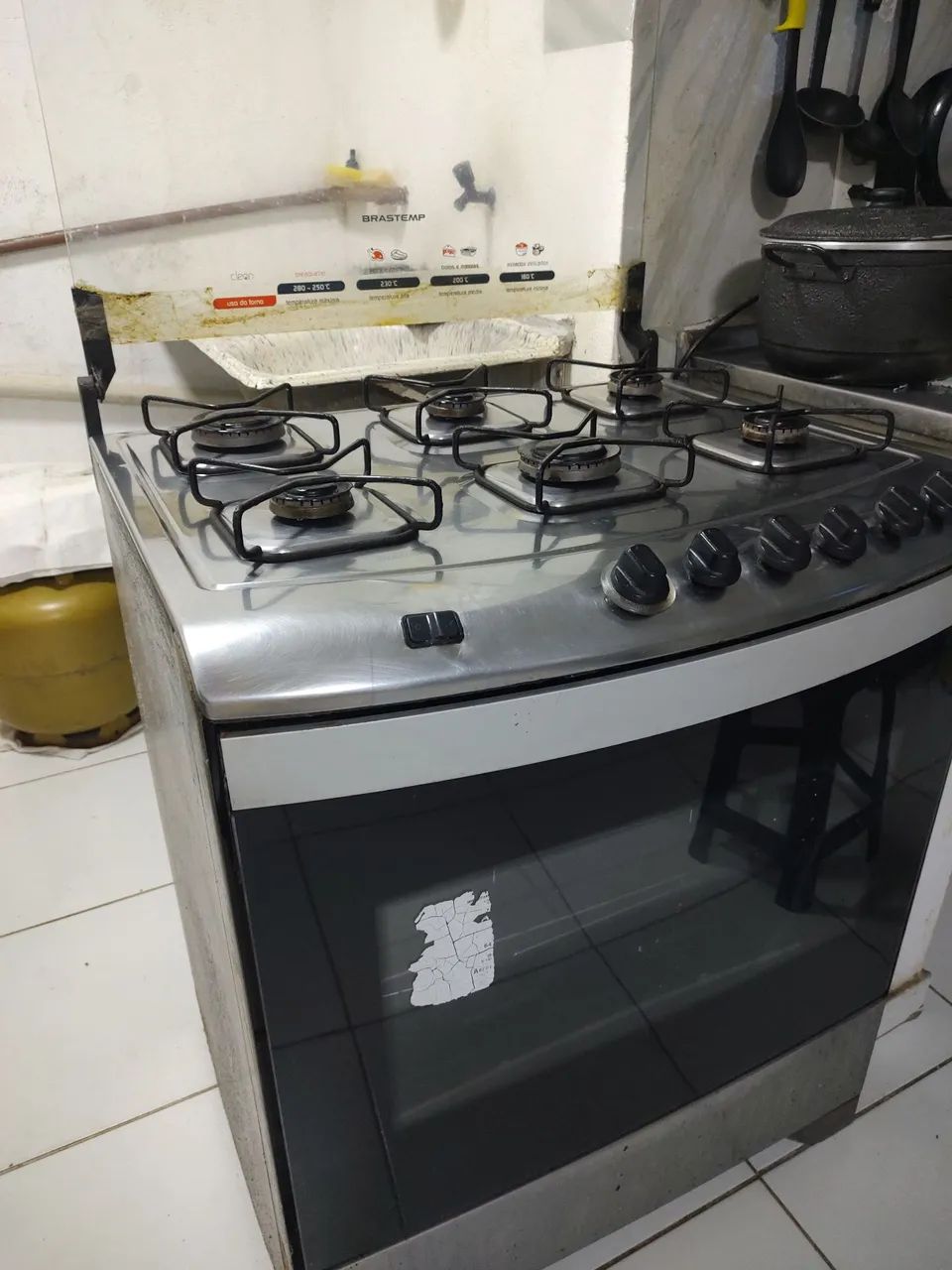 Fogão seis bocas Brastemp