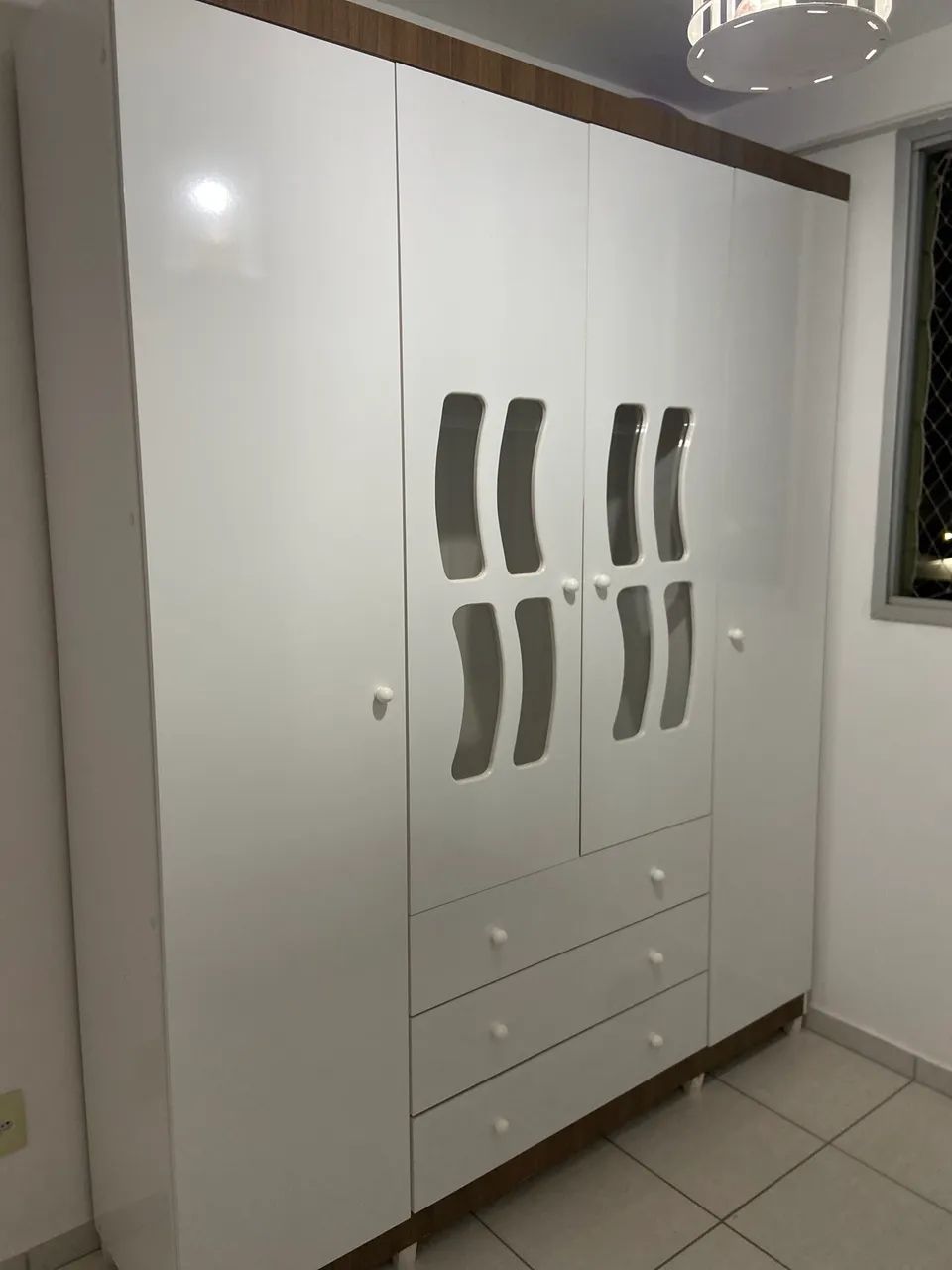 Guarda-roupa infantil 