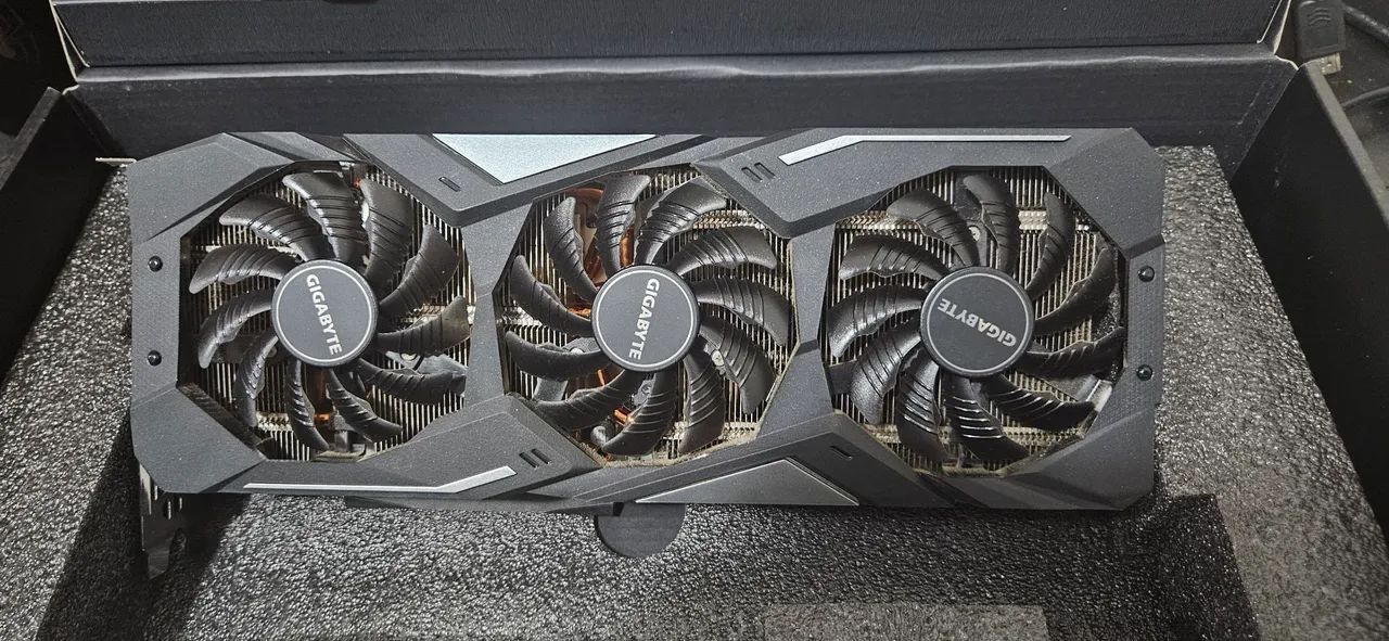 Placa de vídeo RX 5700 XT - Foto 3