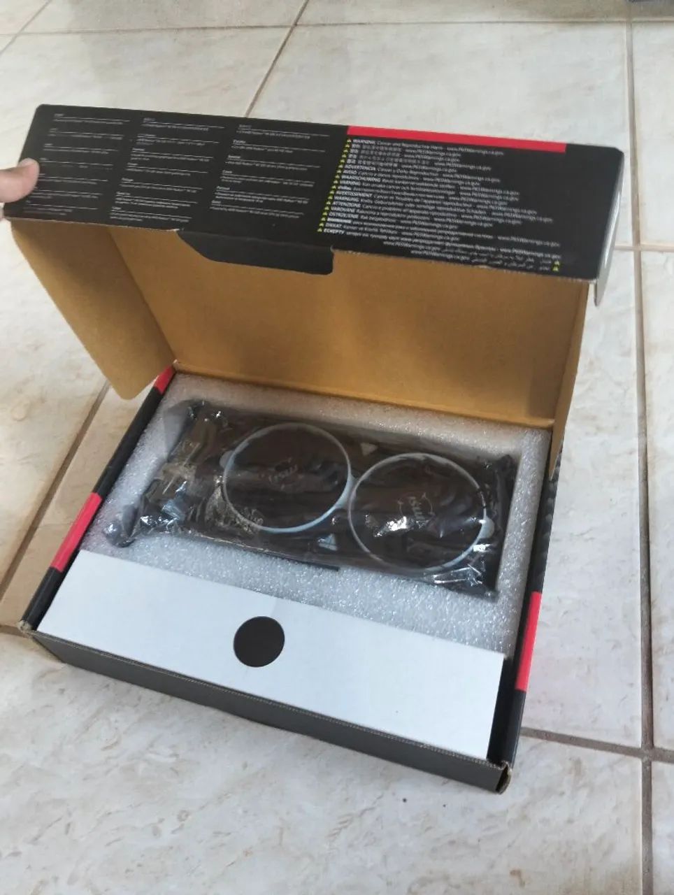 RX 570 DDR5 (Aceito trocas) com defeito - Foto 2