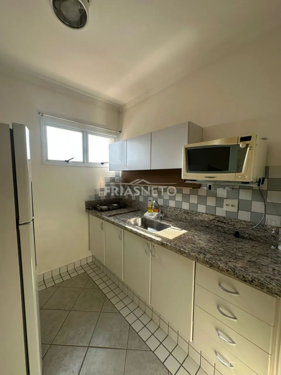 Apartamento todo equipado e mobiliado para locação no Centro