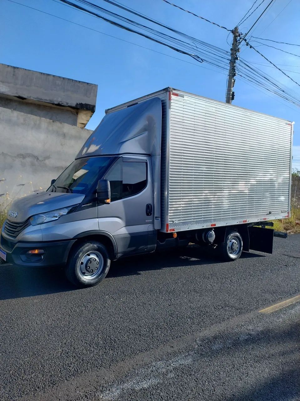 Iveco Daily DAILY CHASSI 35-160 Longo 3.0 (Die.)(E6) 2025
