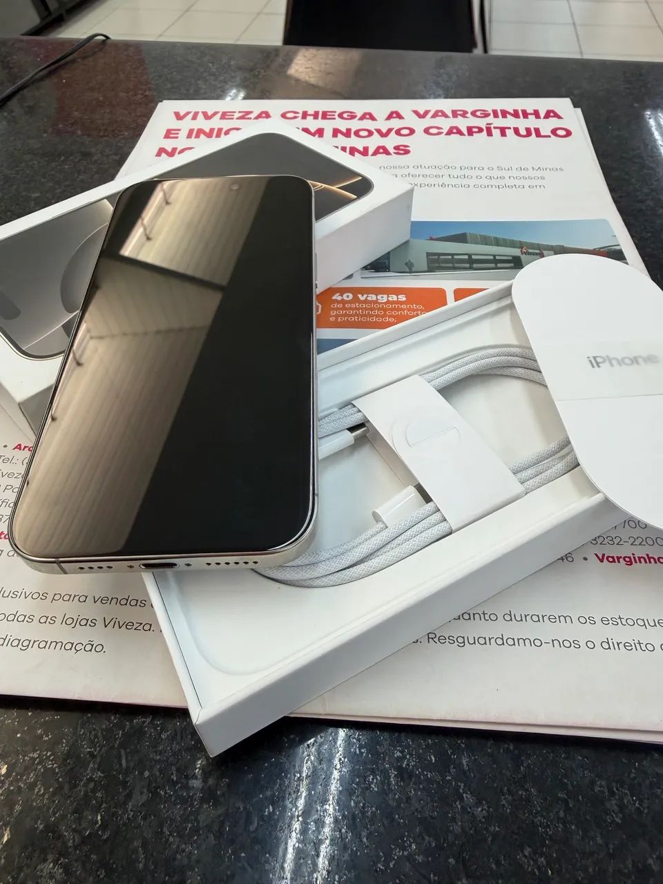 iPhone 16 pro Max titânio Natural 256gb  - Foto 2