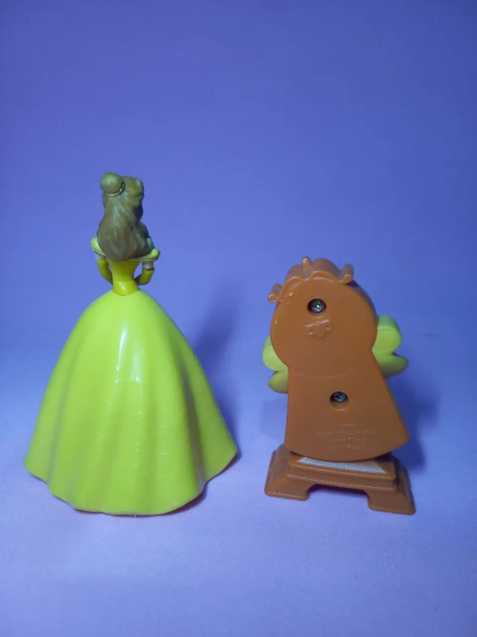 Kit Miniaturas A bela e a fera - Nestlé e Mc Donalds - Foto 2