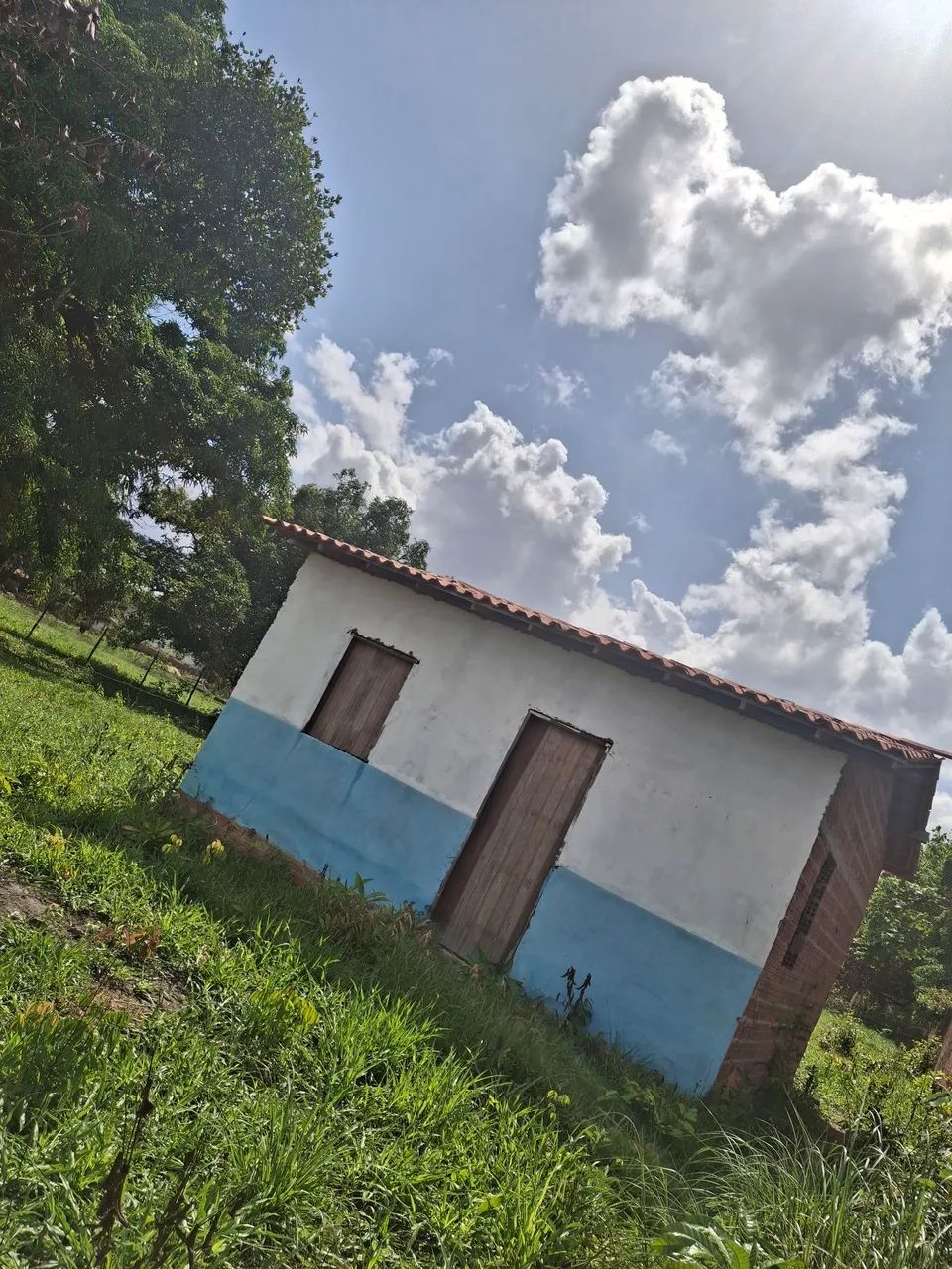 Vende-se casa