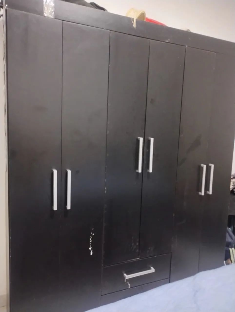Guarda roupa , 6 portas 