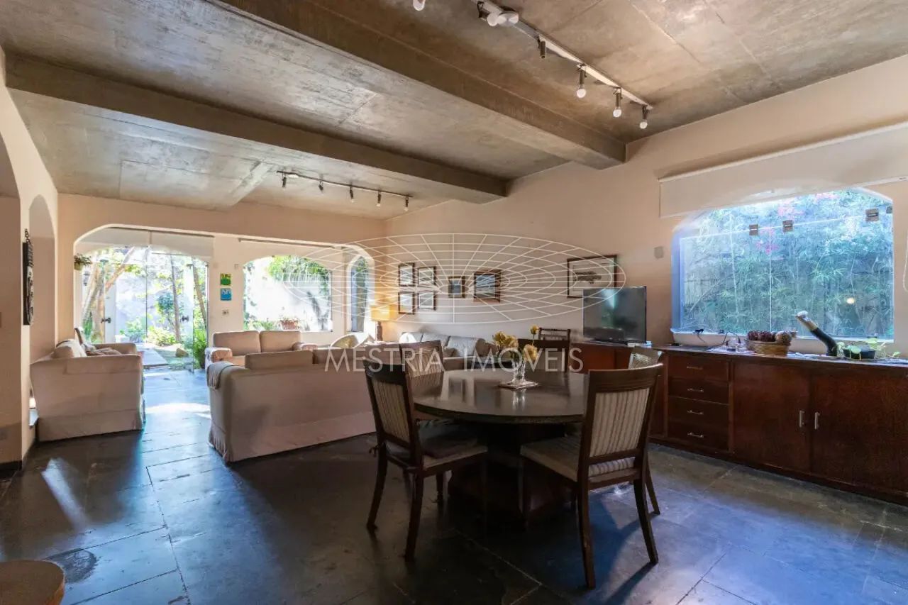 Campo Belo | Casa com 329 m² de área construída | Ideal para ser modernizada! - Foto 3