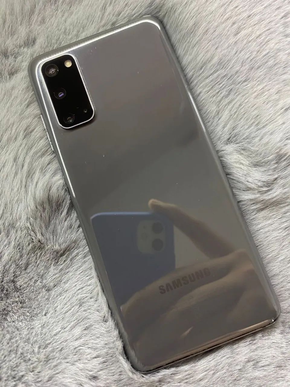 Samsung Galaxy s20 128gb 8ram