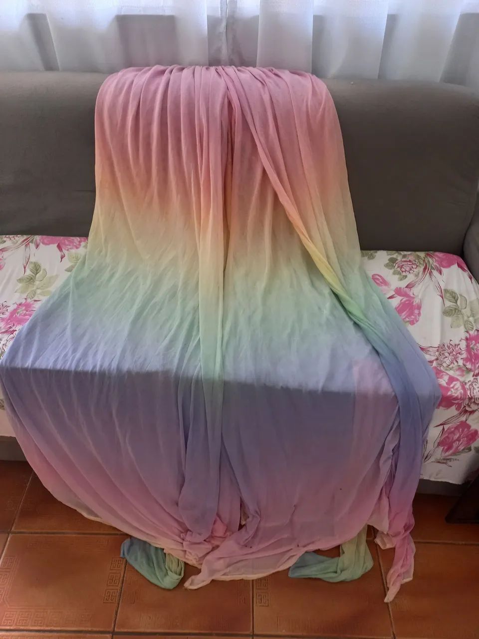 Vestido gestante arco-íris  - Foto 3