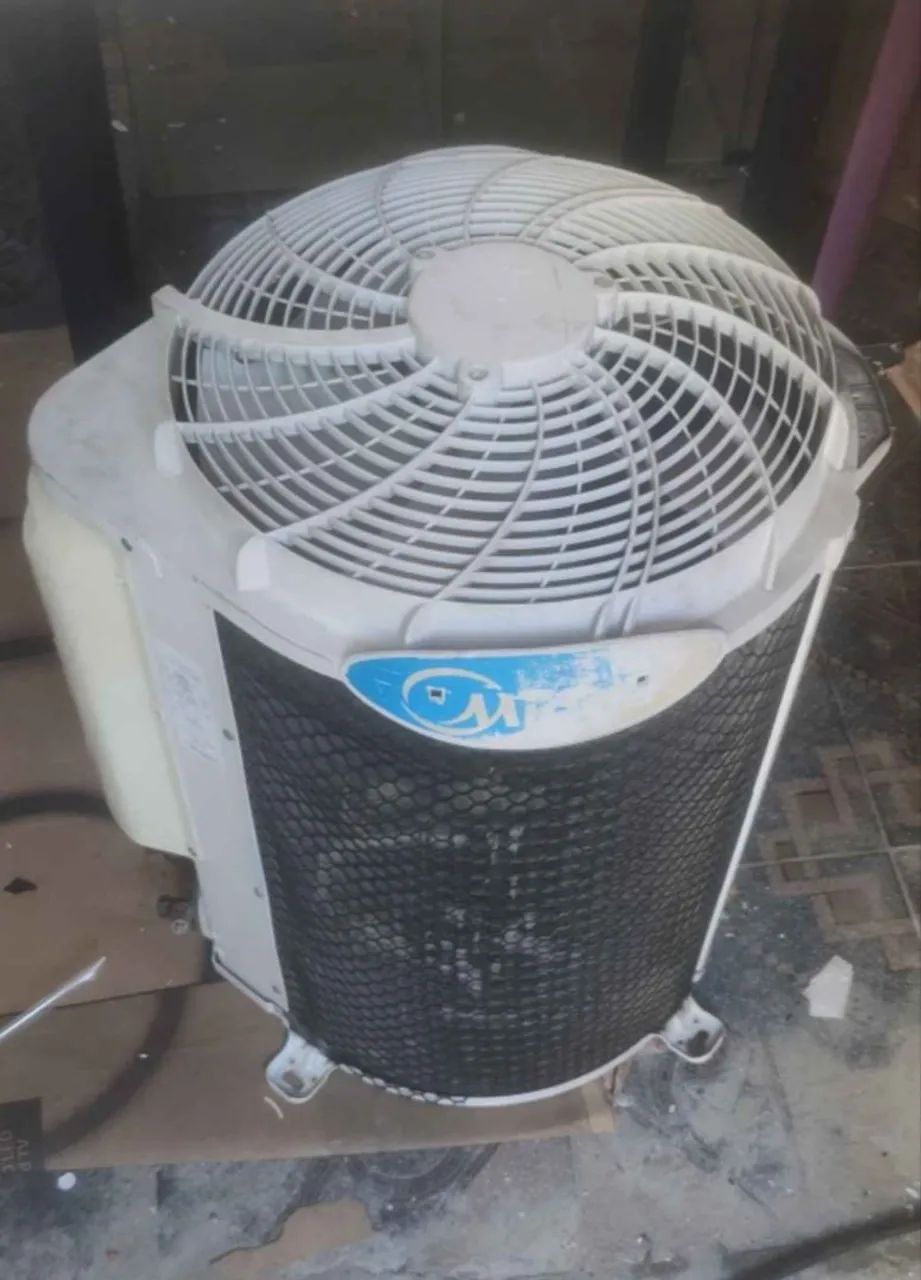 Vendo ar condicionado de 22 mil BTUs, funcionando perfeitamente  - Foto 2