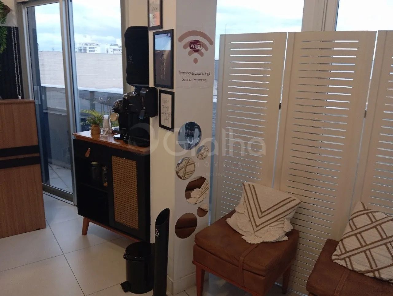 Sala Comercial para Venda em Florianópolis, Centro, 1 banheiro, 1 vaga