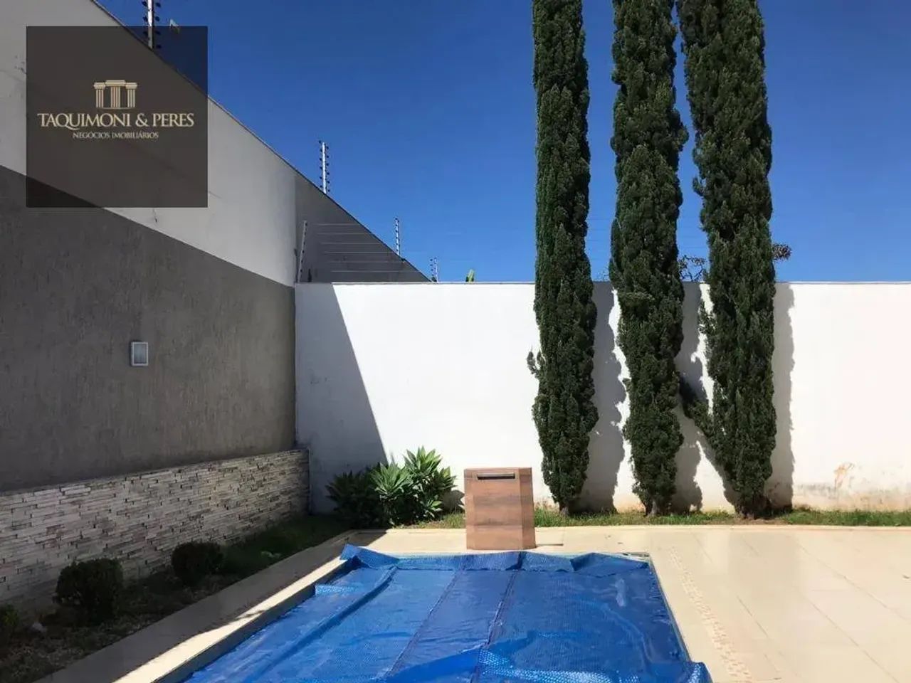 Sobrado com 3 suítes à venda Anápolis City