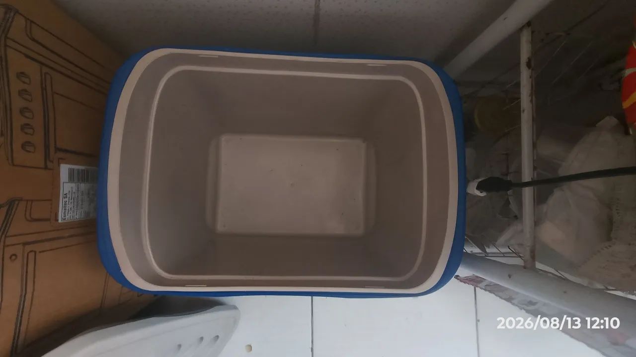 Vendo kit guarda sol enorme 2.20 mais coooler 50 litros  - Foto 3