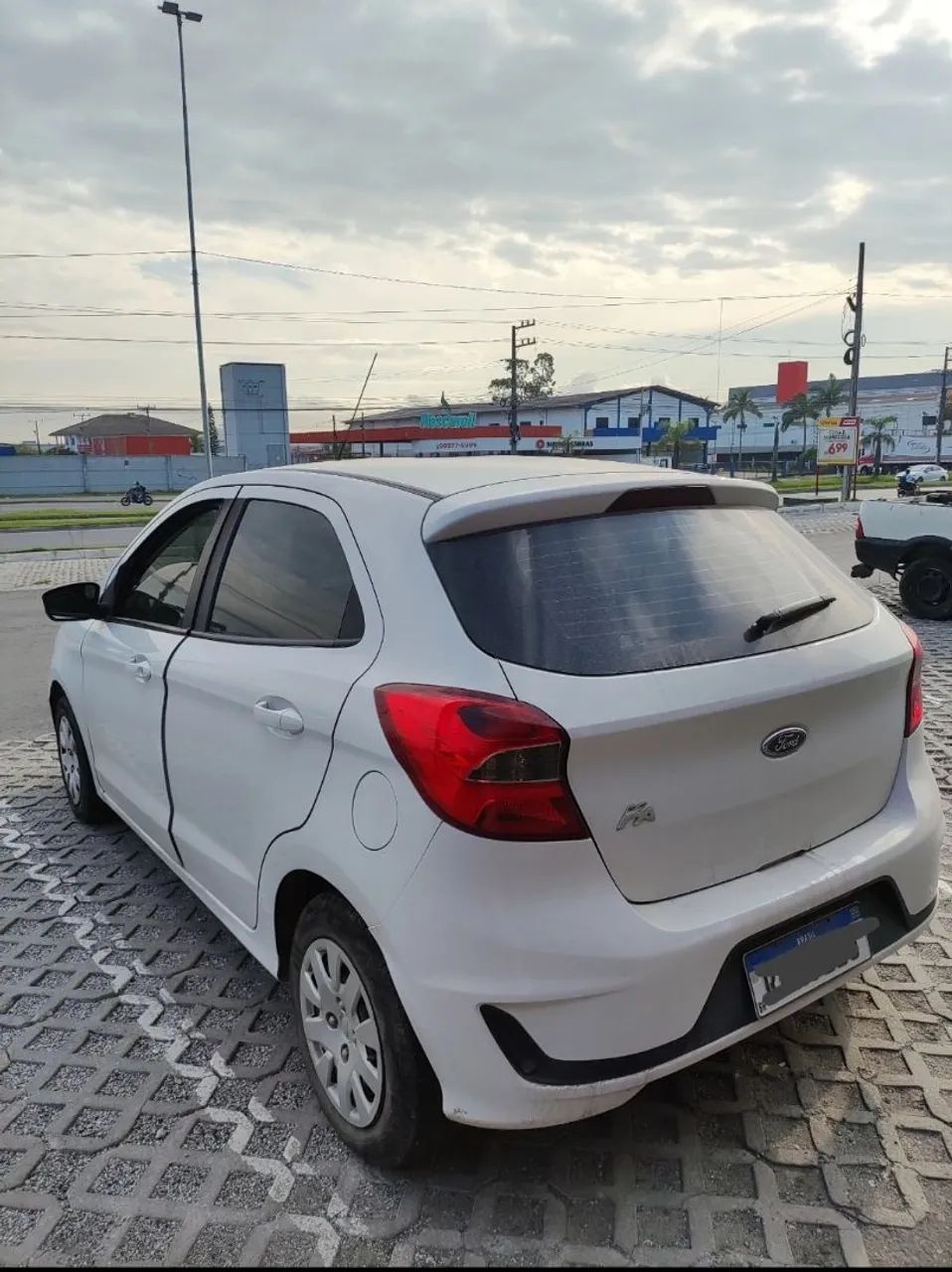 Ford Ka Ka 1.0 SE/SE Plus TiVCT Flex 5p 2021
