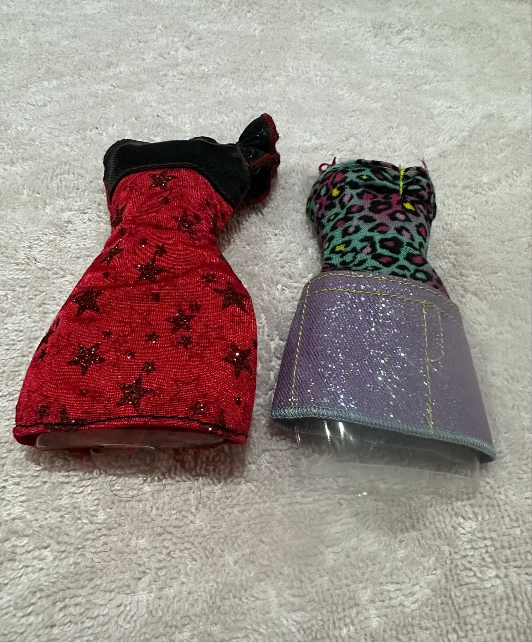 Lote de Vestidos de bonecas Barbies  - Foto 2