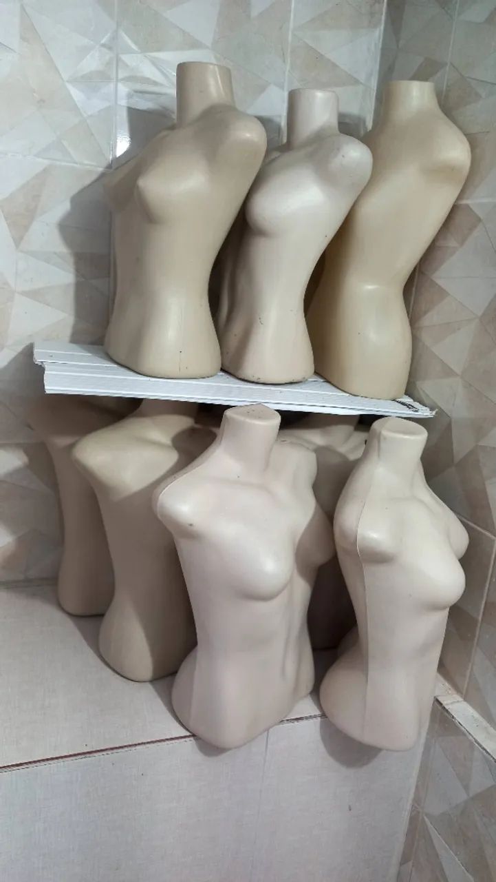 VENDO Lote de 9 Manequins Busto para Loja  - Foto 3