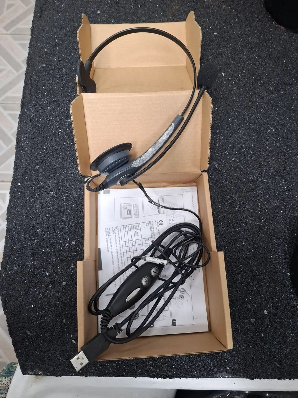 2 Headsets Jabra GN2000 Mono com fio