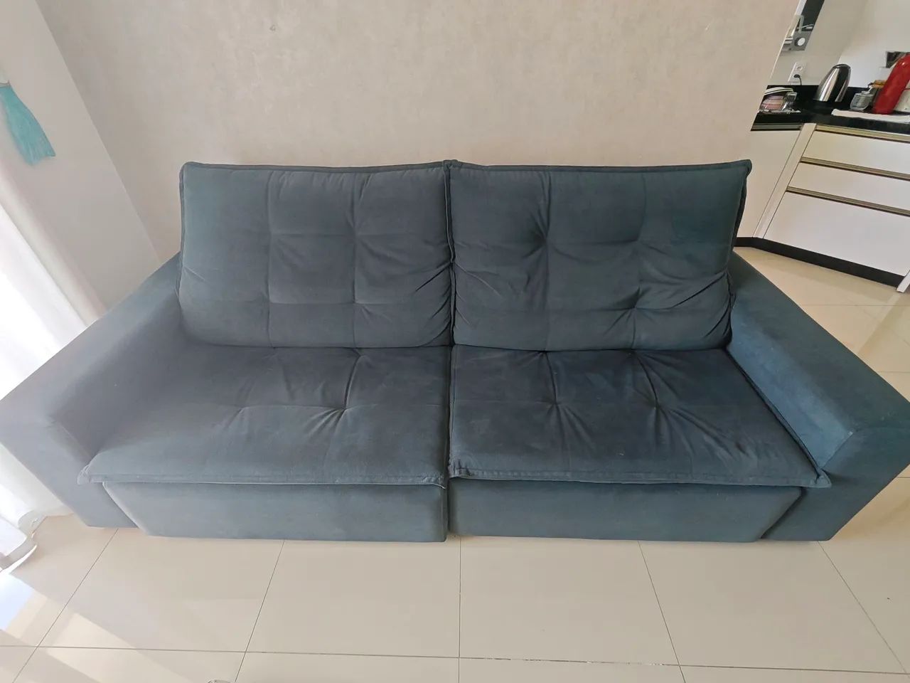 Vendo sofá de madeira italiana  - Foto 2