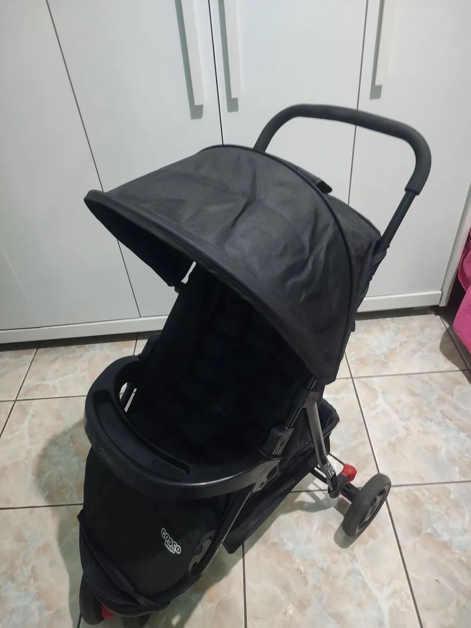 Carrinho de bebê em perfeito estado 