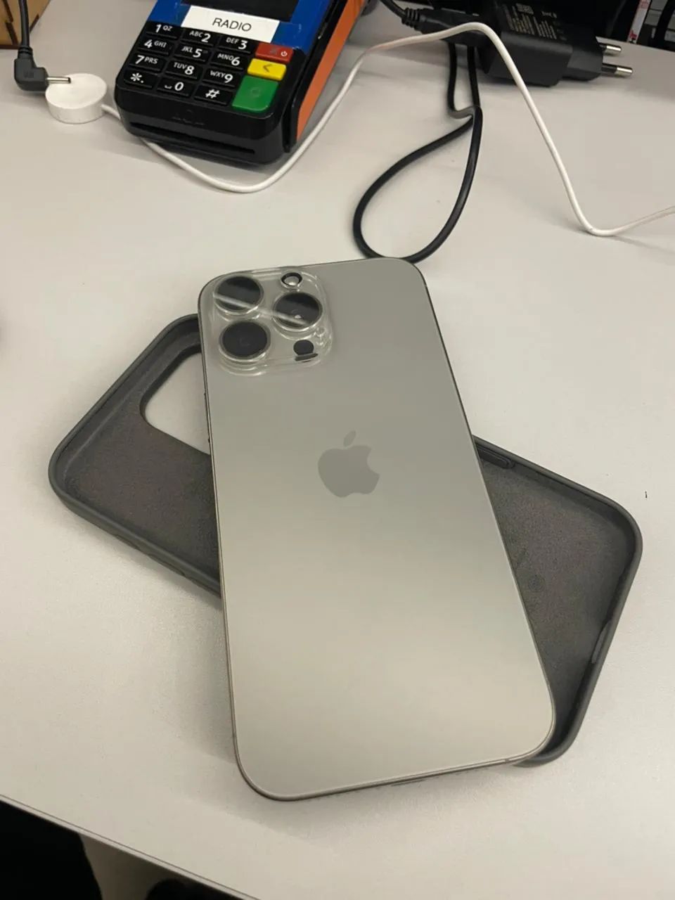 iPhone 16 pro max 512GB - Impecável - passo cartão  - Foto 4